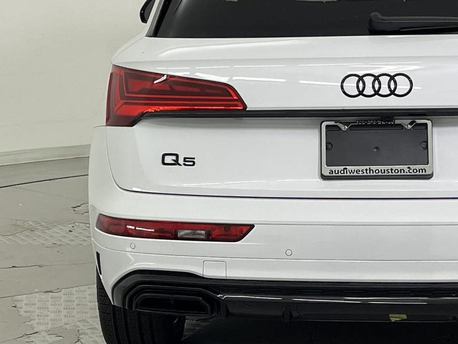 new 2025 Audi Q5 car, priced at $63,061