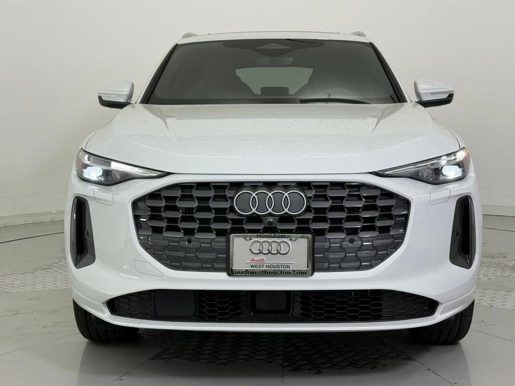 new 2025 Audi Q5 car, priced at $58,231