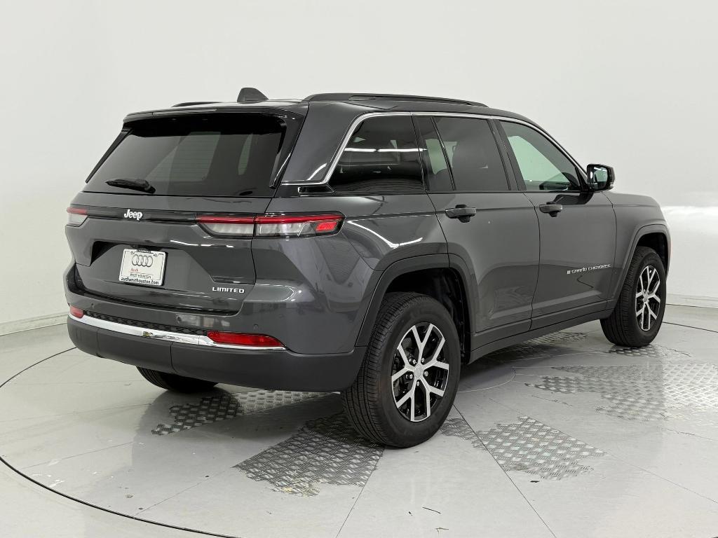 used 2025 Jeep Grand Cherokee car, priced at $34,999