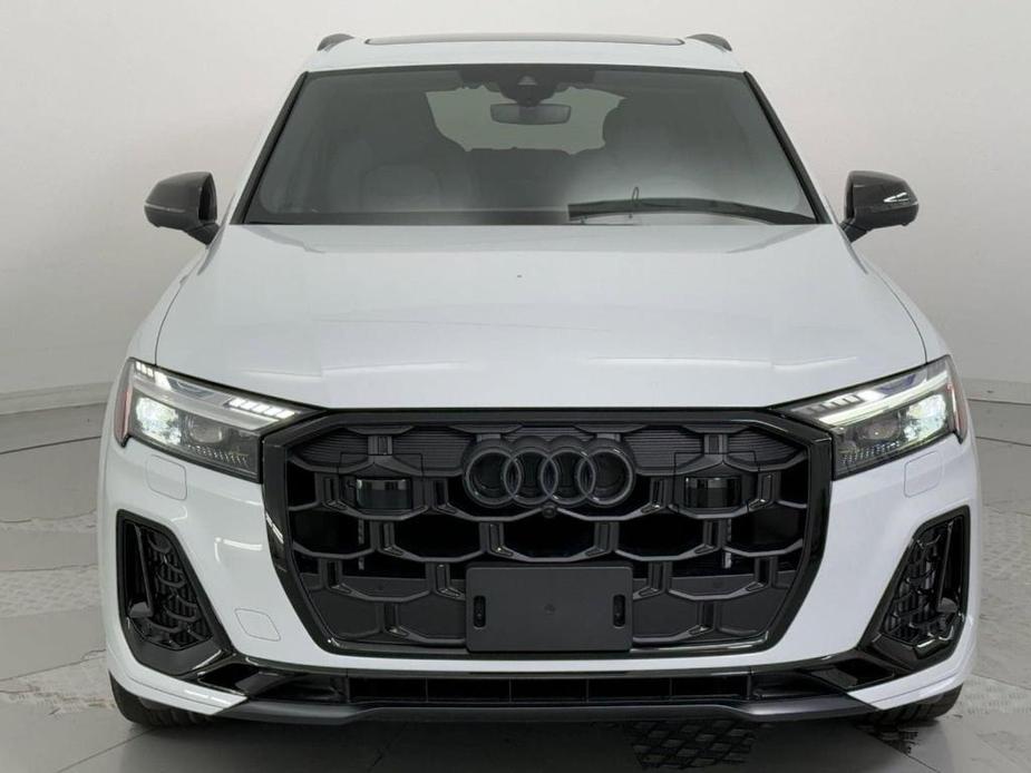 new 2025 Audi SQ7 car, priced at $102,191