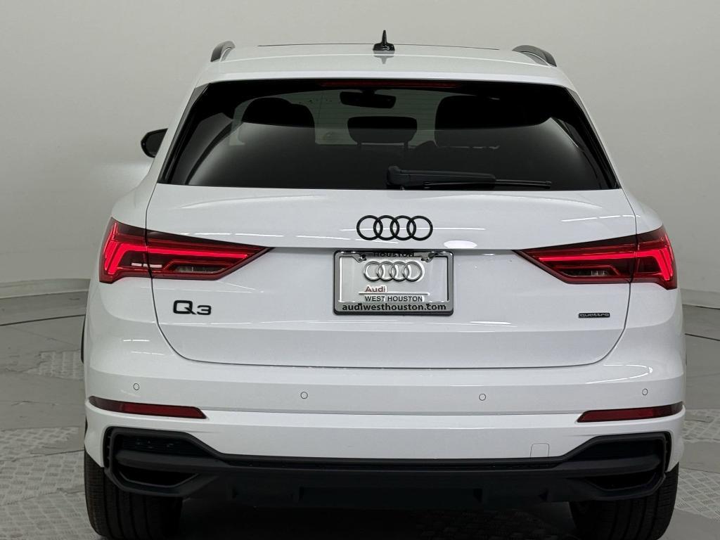 new 2025 Audi Q3 car, priced at $43,321
