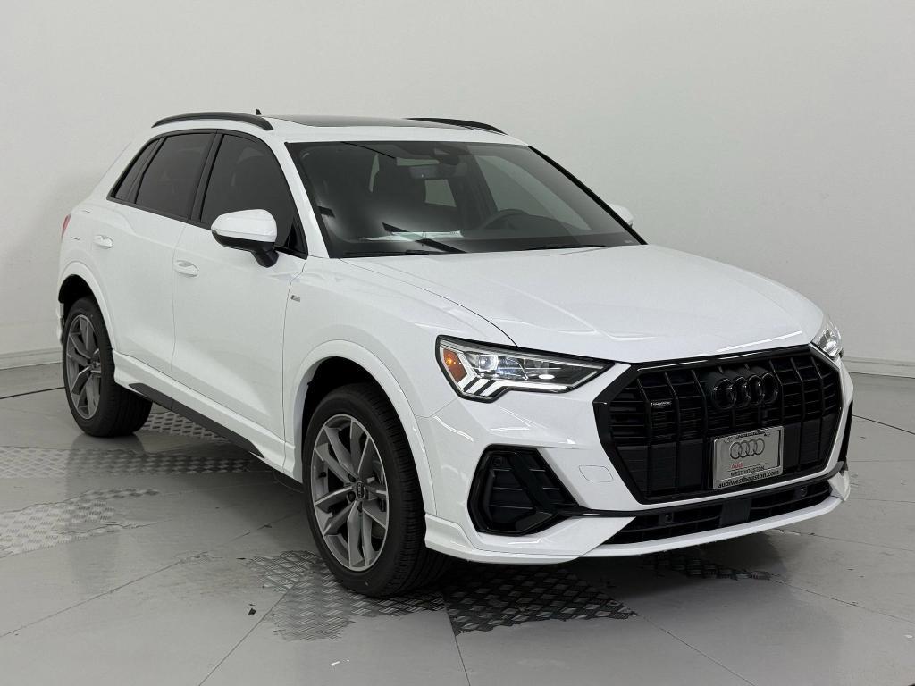new 2025 Audi Q3 car, priced at $43,321