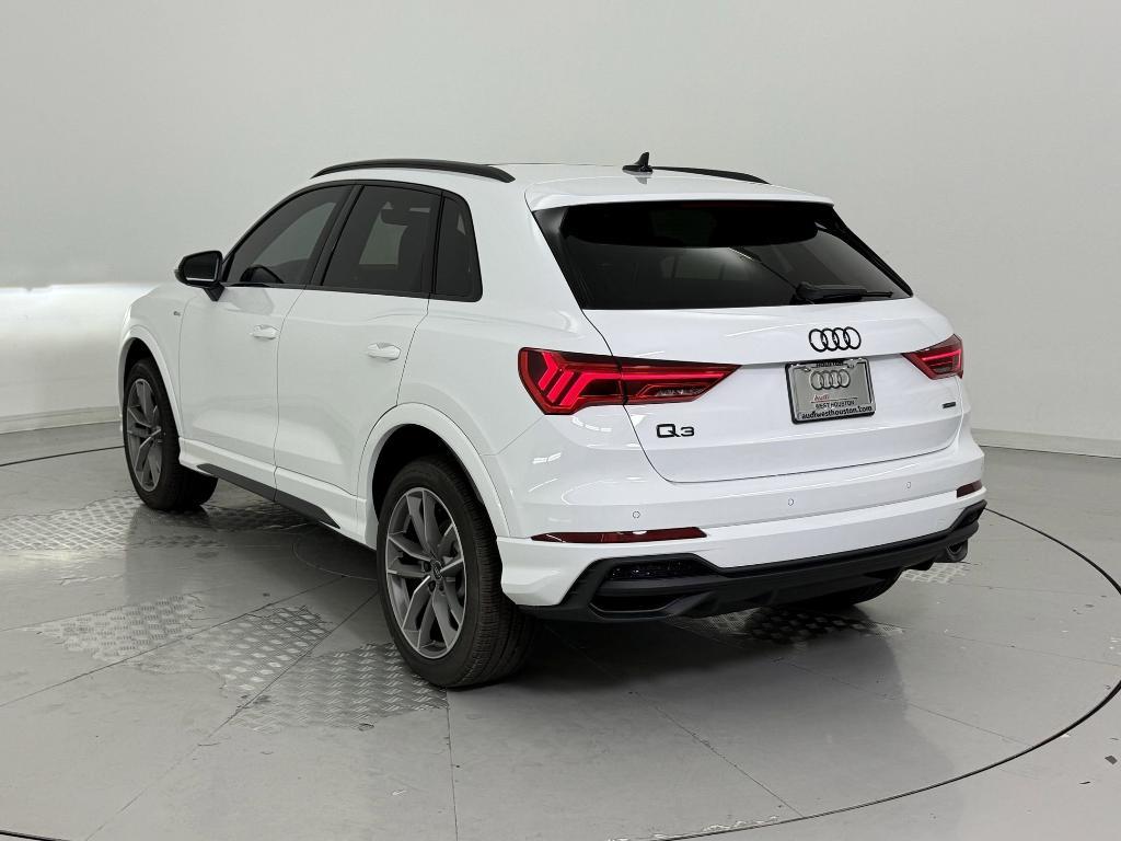 new 2025 Audi Q3 car, priced at $43,321