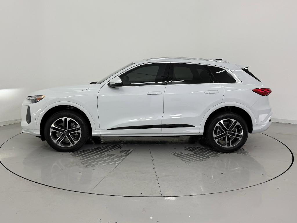 new 2025 Audi Q5 car, priced at $58,371