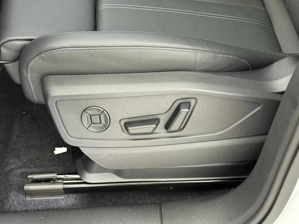 new 2025 Audi Q5 car, priced at $58,371