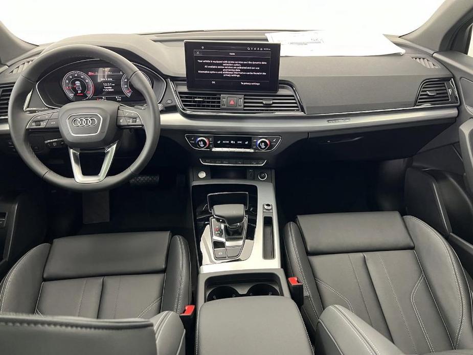 new 2025 Audi Q5 car, priced at $51,301