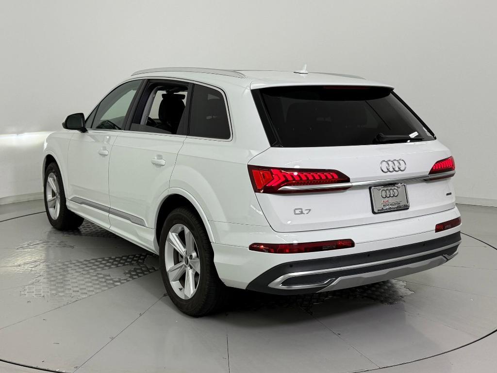 used 2022 Audi Q7 car, priced at $40,998