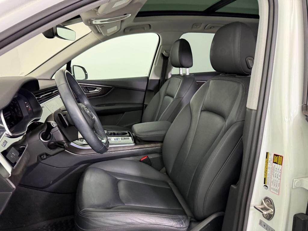 used 2022 Audi Q7 car, priced at $40,998