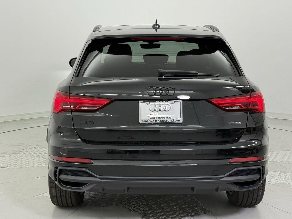 new 2025 Audi Q3 car, priced at $44,262