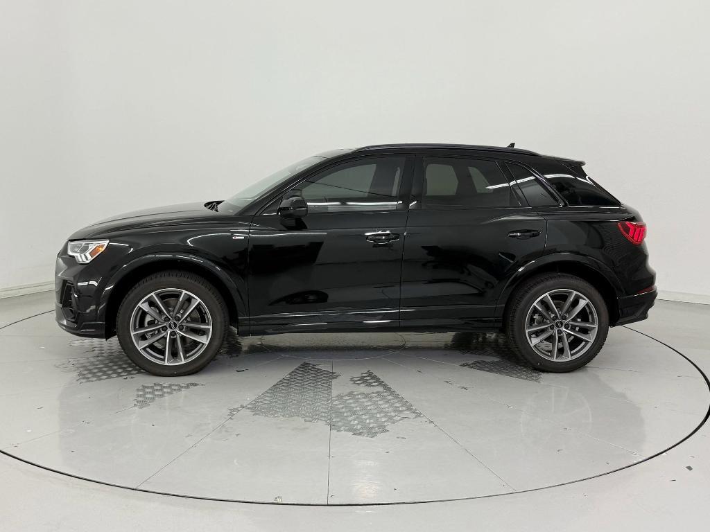 new 2025 Audi Q3 car, priced at $44,262