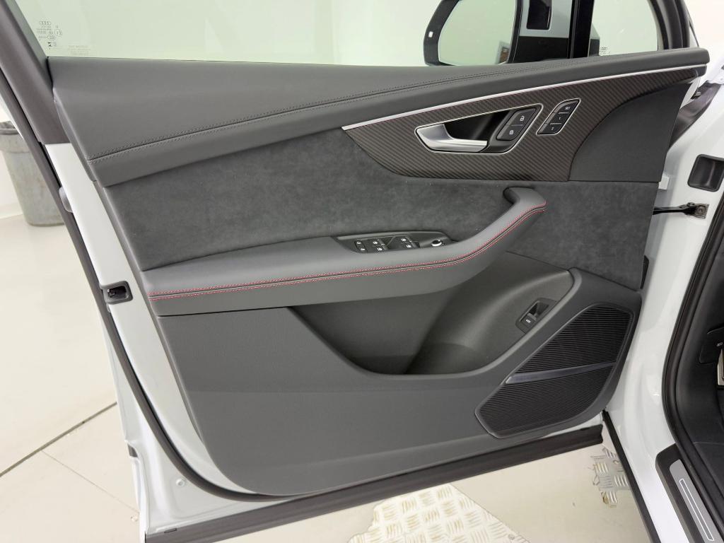new 2026 Audi Q7 car, priced at $83,581
