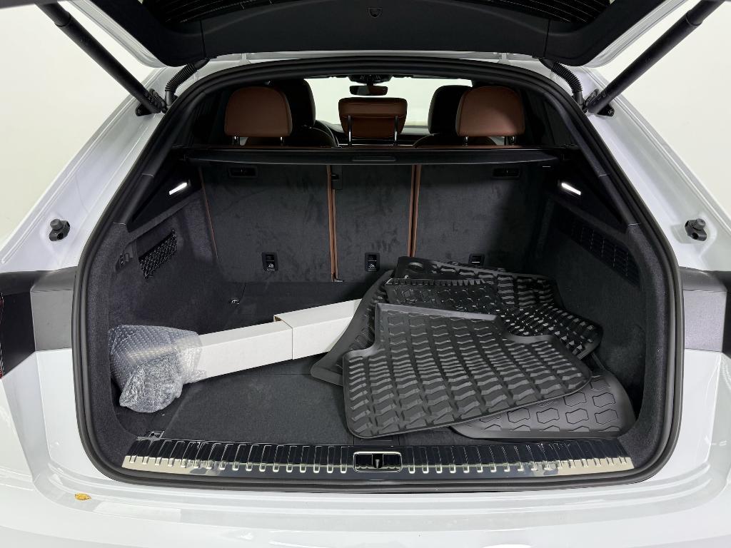 new 2025 Audi Q8 car, priced at $81,621