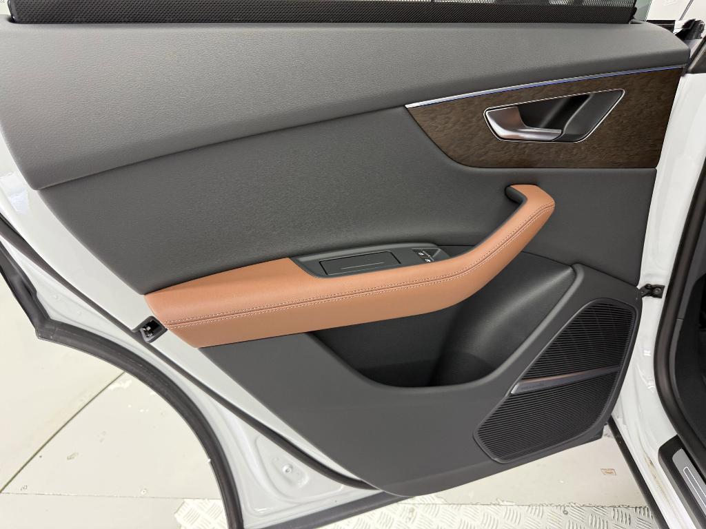new 2025 Audi Q8 car, priced at $81,621