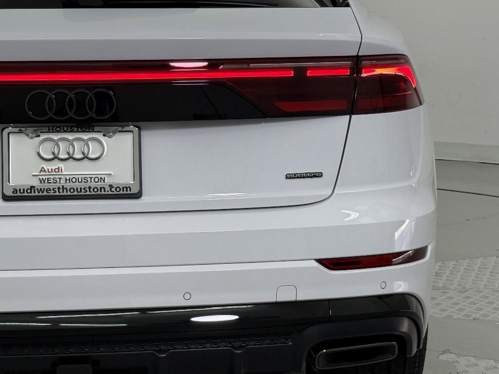 new 2025 Audi Q8 car, priced at $81,621