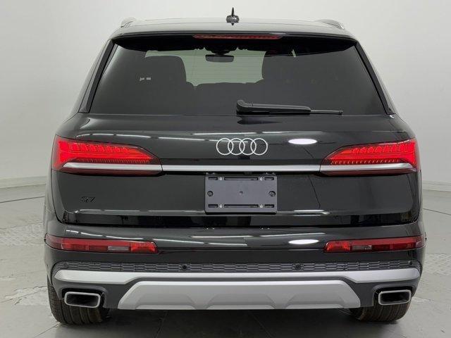 new 2025 Audi Q7 car, priced at $62,321