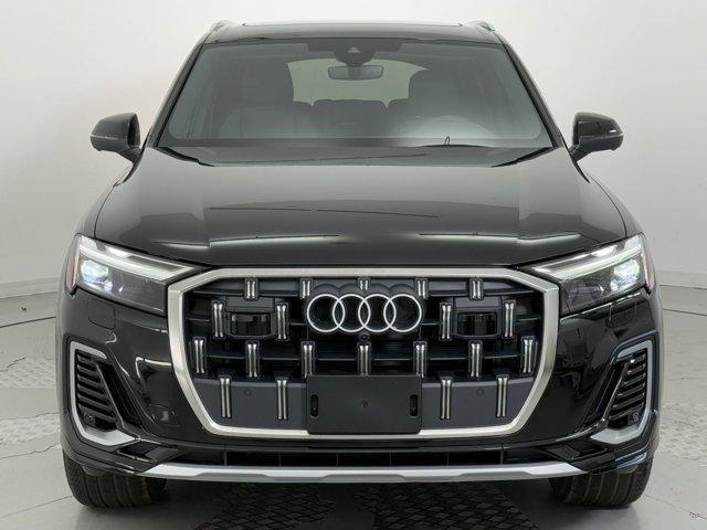 new 2025 Audi Q7 car, priced at $62,321