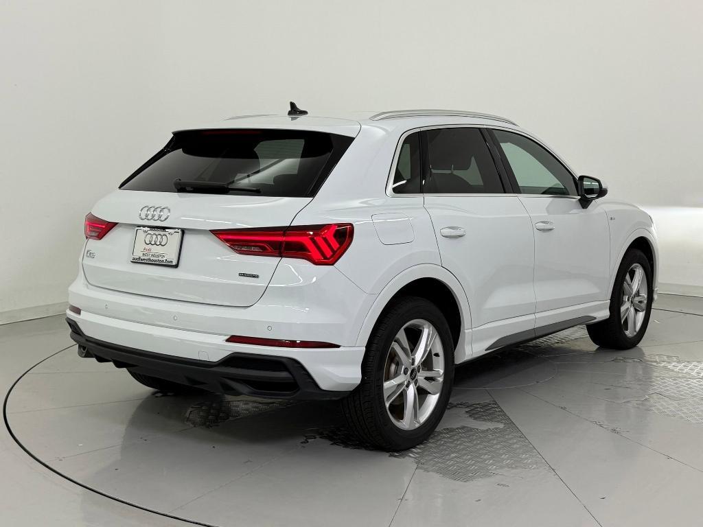 used 2024 Audi Q3 car, priced at $33,999