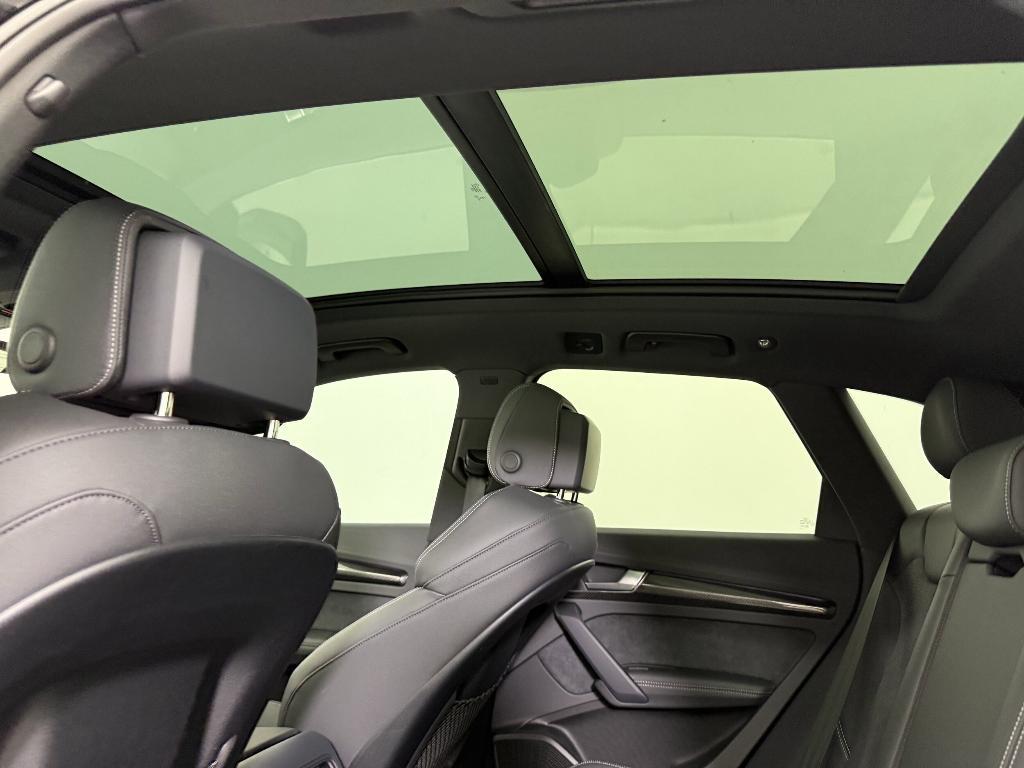 new 2025 Audi SQ5 car, priced at $65,162