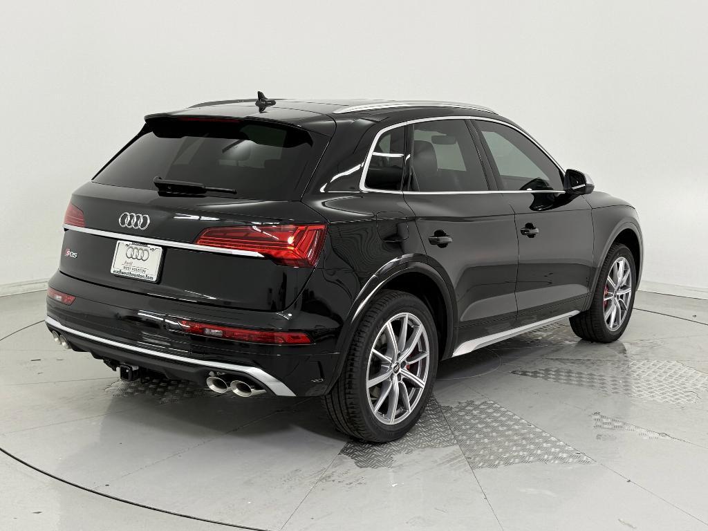 new 2025 Audi SQ5 car, priced at $65,161