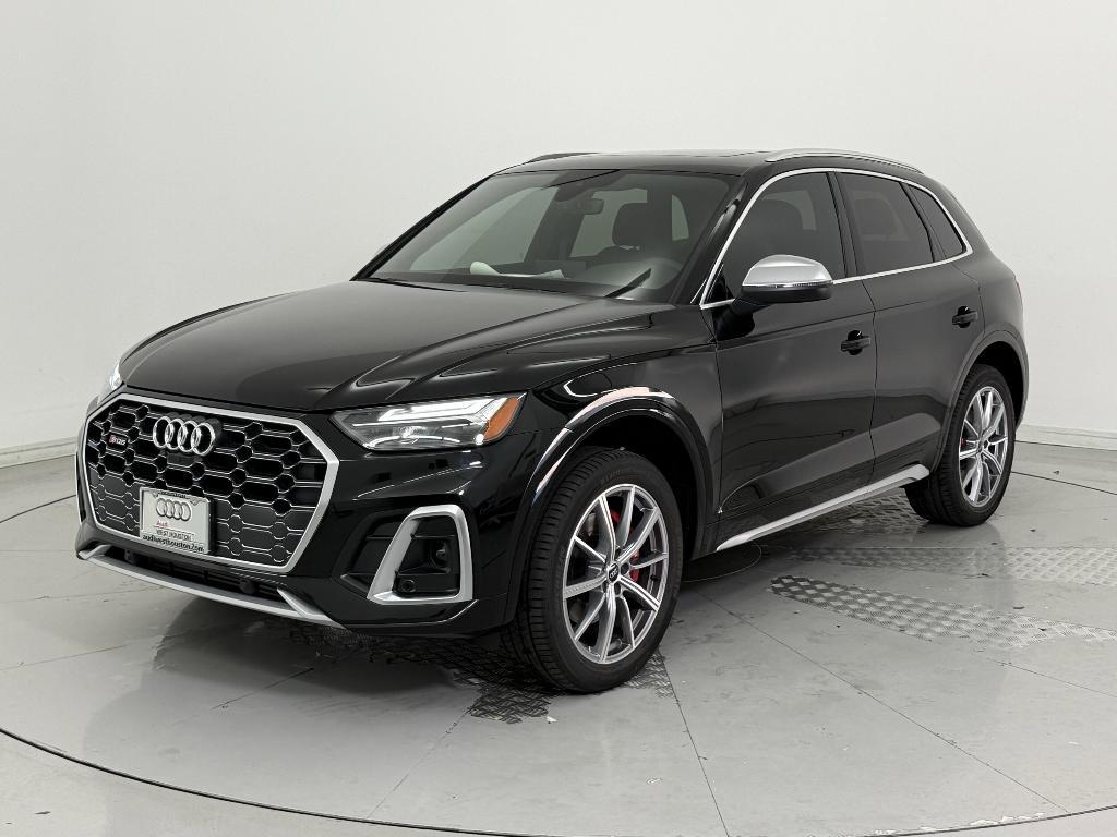 new 2025 Audi SQ5 car, priced at $65,161