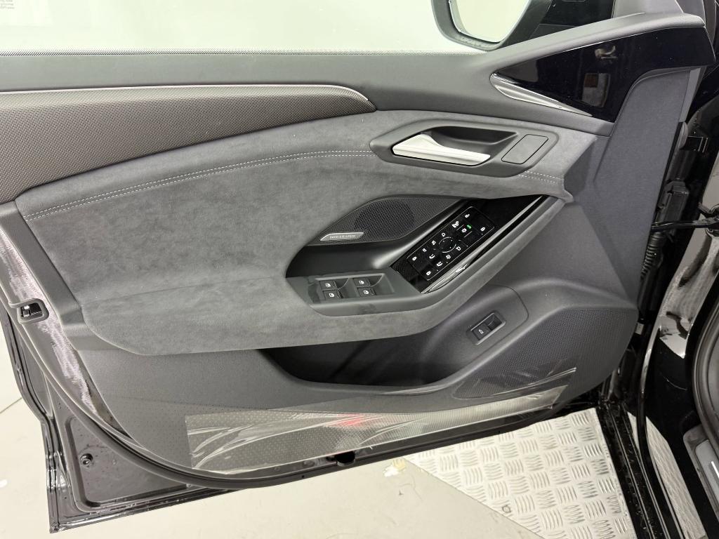 new 2025 Audi S6 e-tron car, priced at $82,311