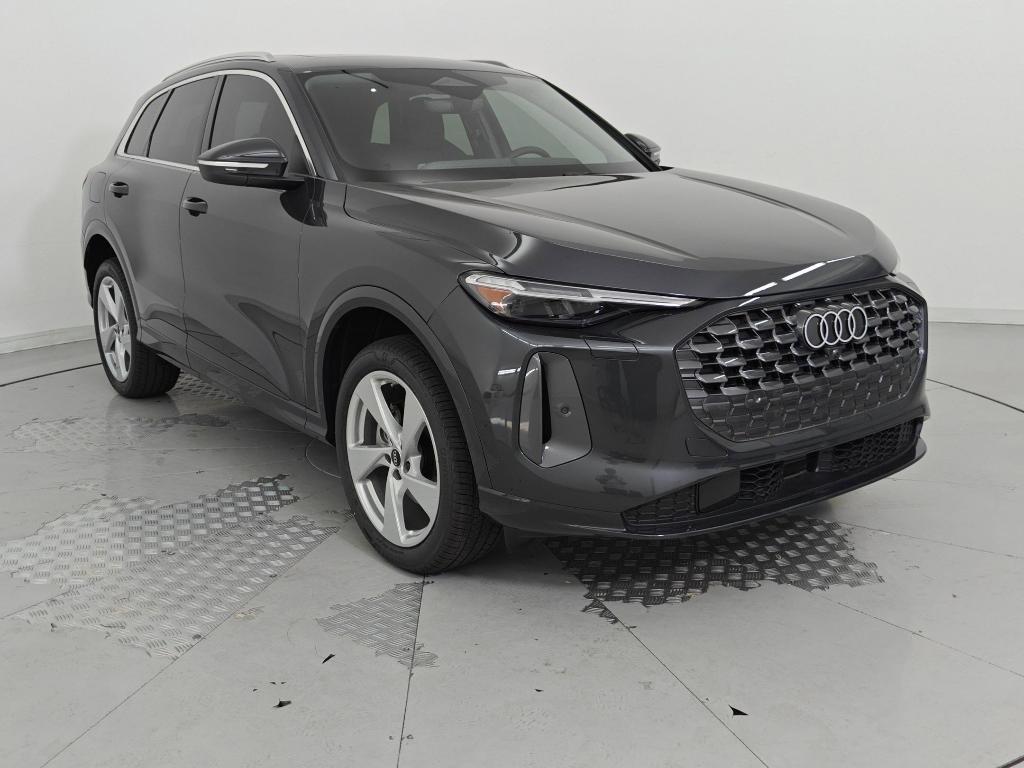 new 2025 Audi Q5 car, priced at $56,472