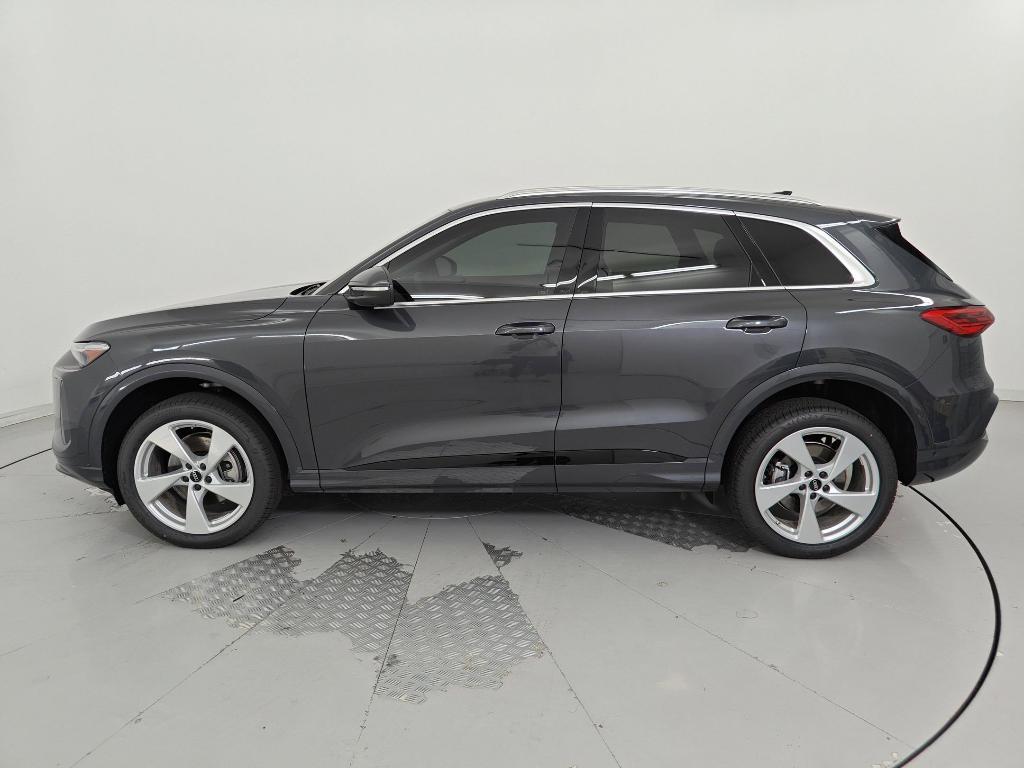 new 2025 Audi Q5 car, priced at $56,472