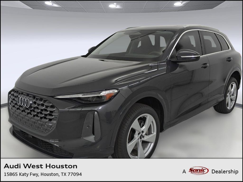 new 2025 Audi Q5 car, priced at $56,472
