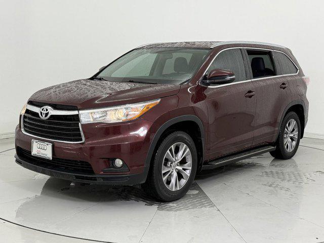 used 2015 Toyota Highlander car, priced at $16,999