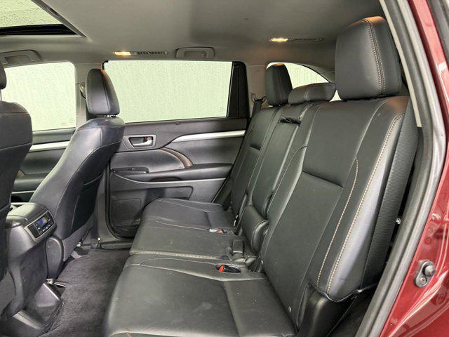 used 2015 Toyota Highlander car, priced at $16,999