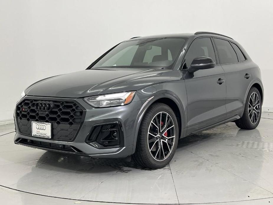 new 2025 Audi SQ5 car, priced at $69,101