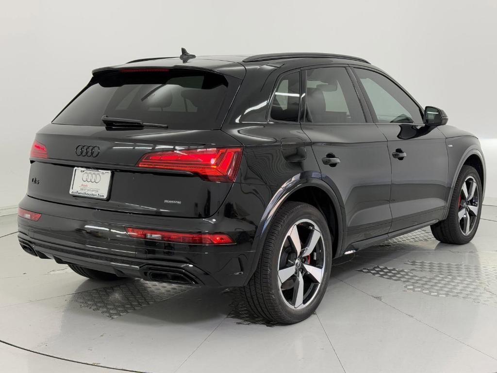 new 2024 Audi Q5 car, priced at $55,981