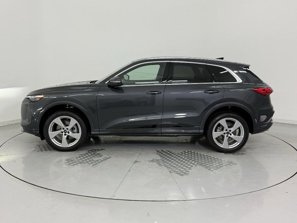 new 2025 Audi Q5 car, priced at $56,722