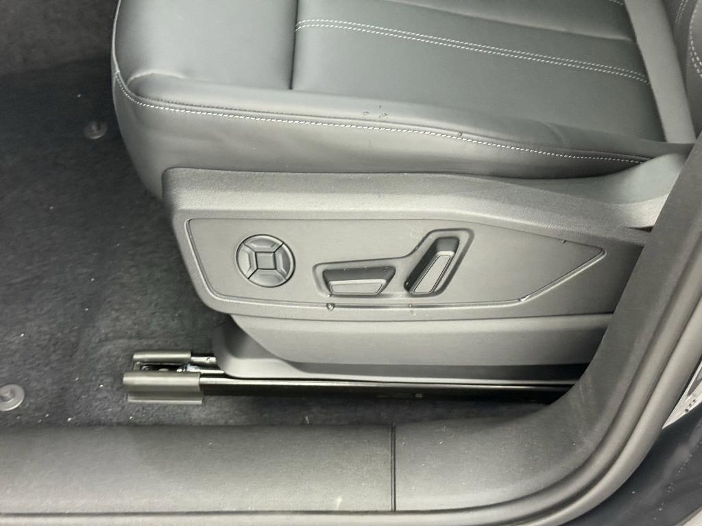 new 2025 Audi Q5 car, priced at $56,722