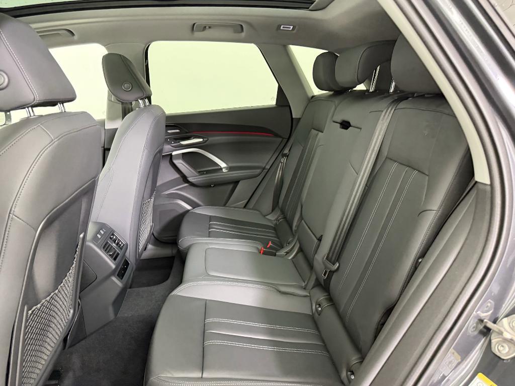 new 2025 Audi Q5 car, priced at $57,931