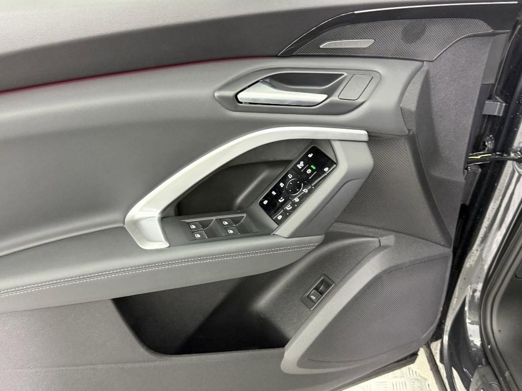 new 2025 Audi Q5 car, priced at $56,722