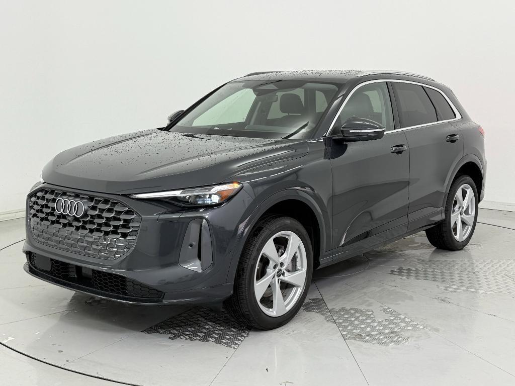 new 2025 Audi Q5 car, priced at $60,350