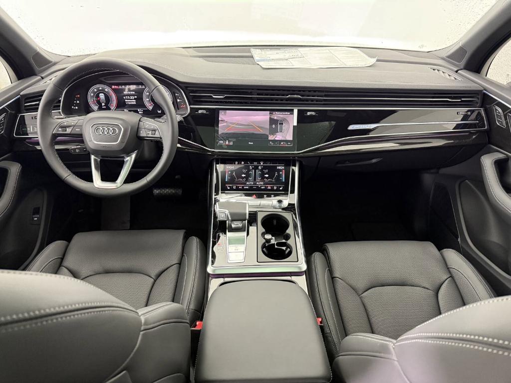 new 2025 Audi Q7 car, priced at $77,051