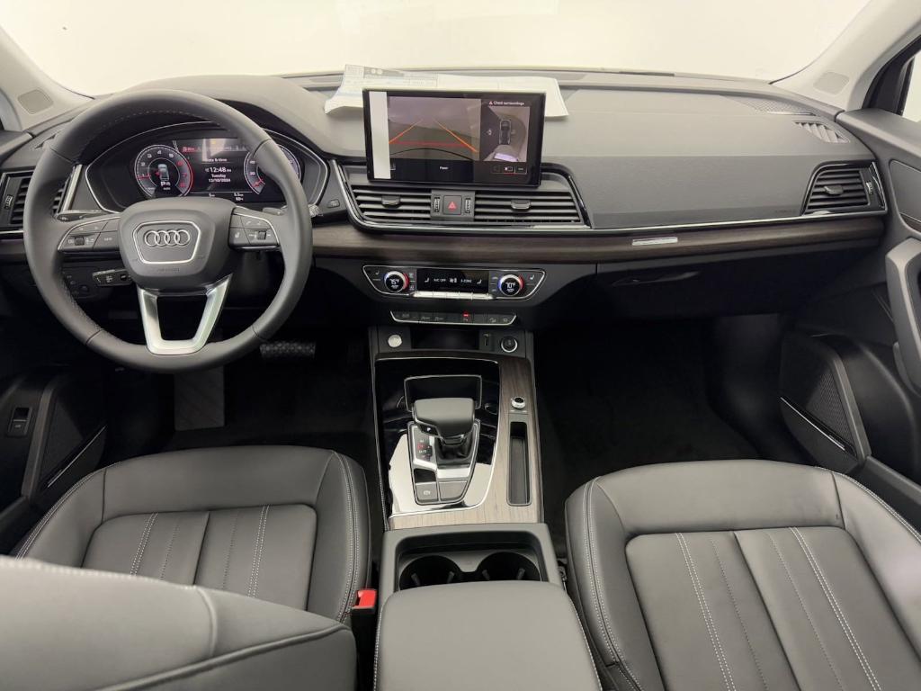 new 2025 Audi Q5 car, priced at $50,331