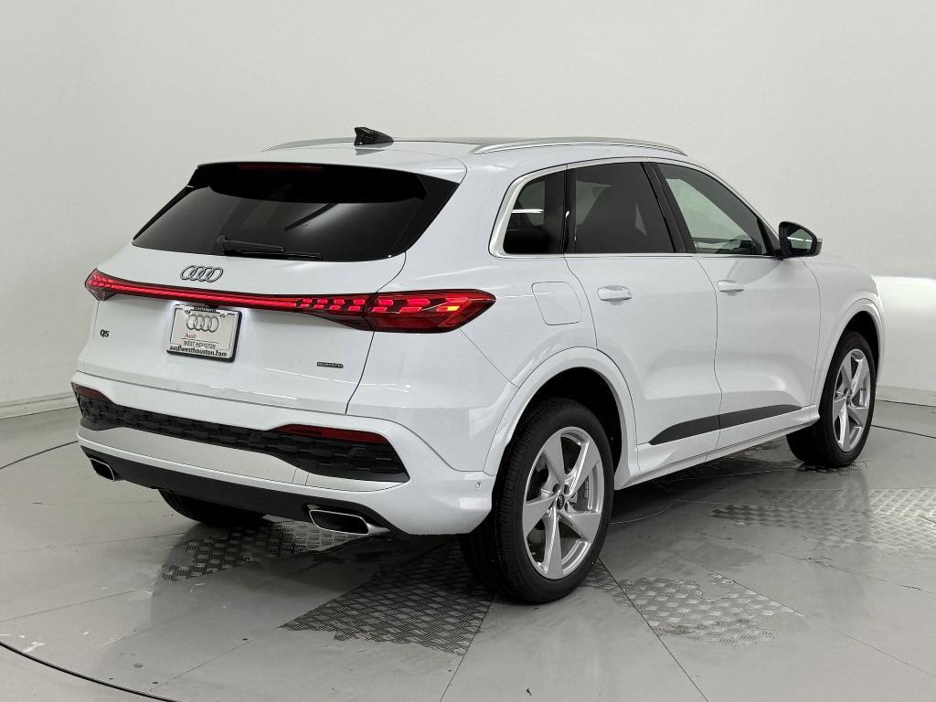 new 2025 Audi Q5 car, priced at $56,092