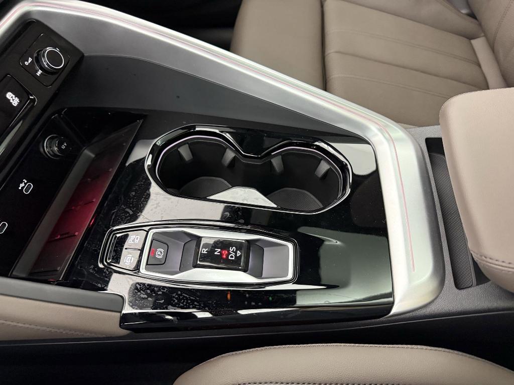 new 2025 Audi Q5 car, priced at $56,092