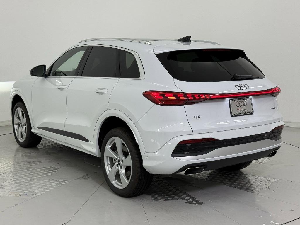 new 2025 Audi Q5 car, priced at $56,092