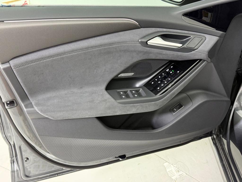 new 2025 Audi S6 e-tron car, priced at $77,391
