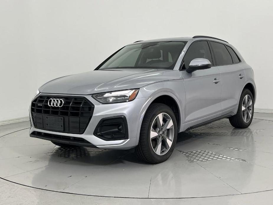 new 2025 Audi Q5 car, priced at $46,231