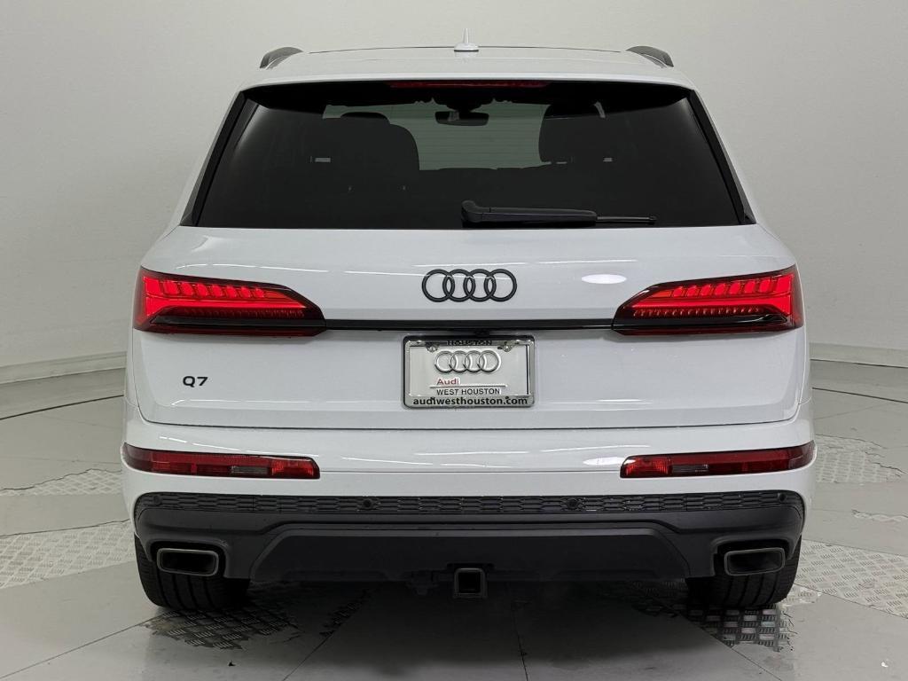 used 2025 Audi Q7 car, priced at $65,999