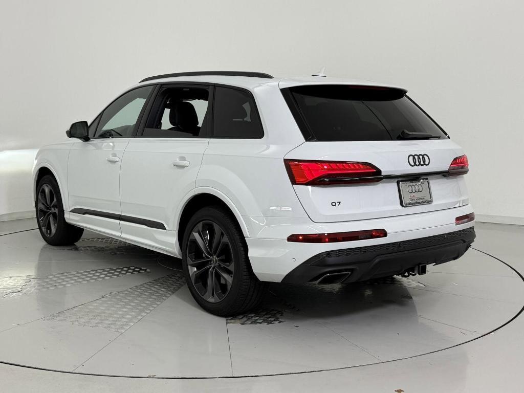 used 2025 Audi Q7 car, priced at $65,999