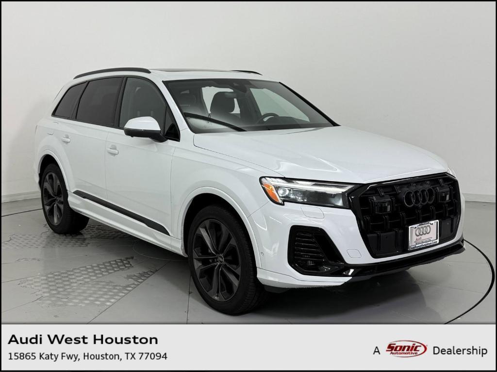 used 2025 Audi Q7 car, priced at $65,999