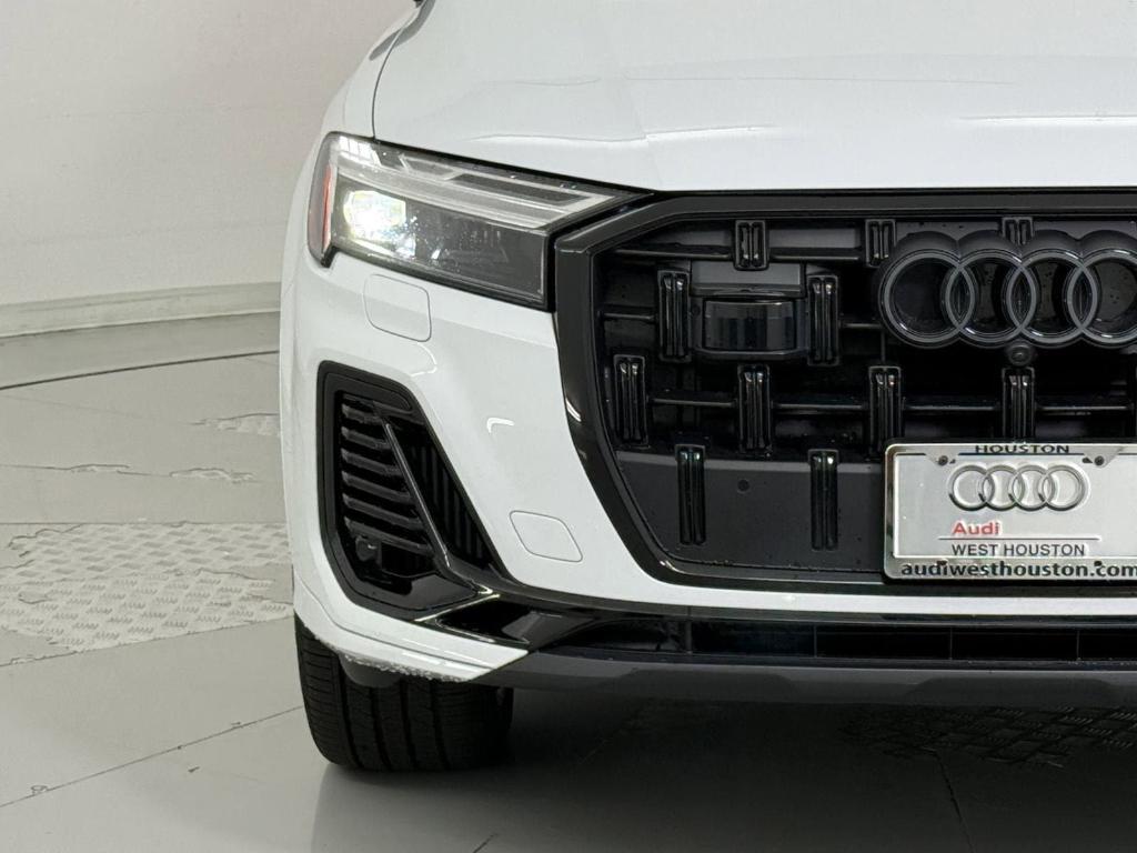 used 2025 Audi Q7 car, priced at $65,999