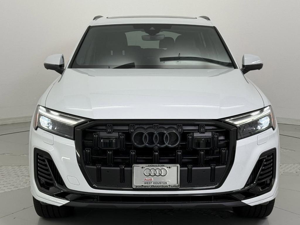 used 2025 Audi Q7 car, priced at $65,999