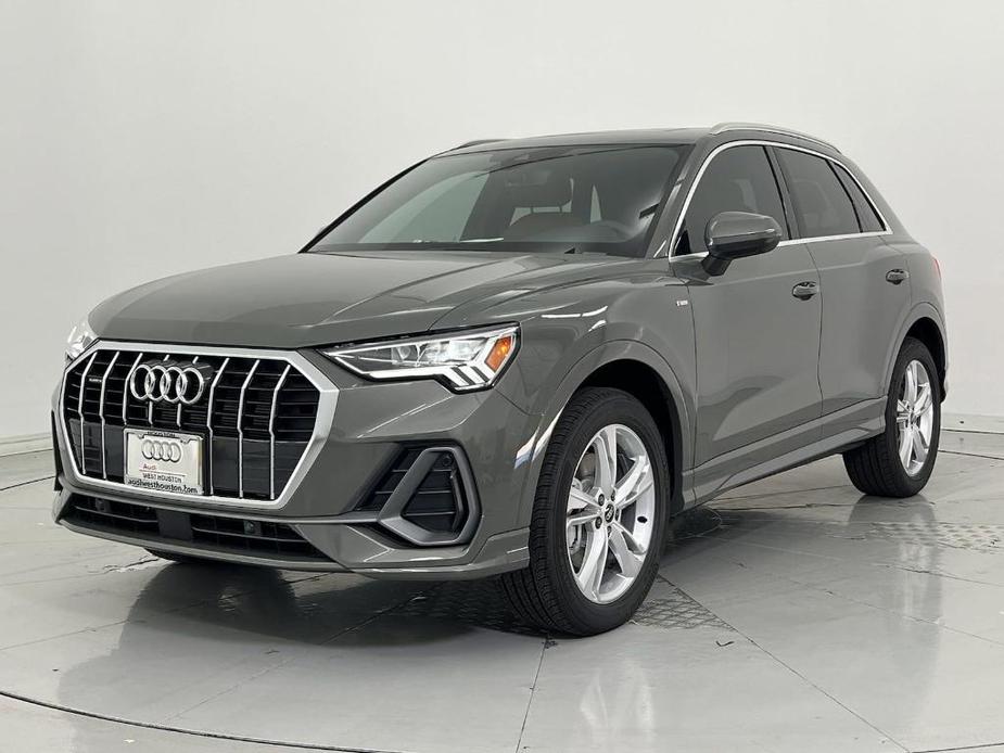 new 2024 Audi Q3 car, priced at $45,731